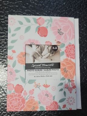Special Moments Floral 4x 6 Pink, Coral & Green Photo Album